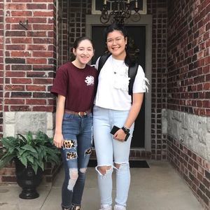 Meet your Posher, Lauren